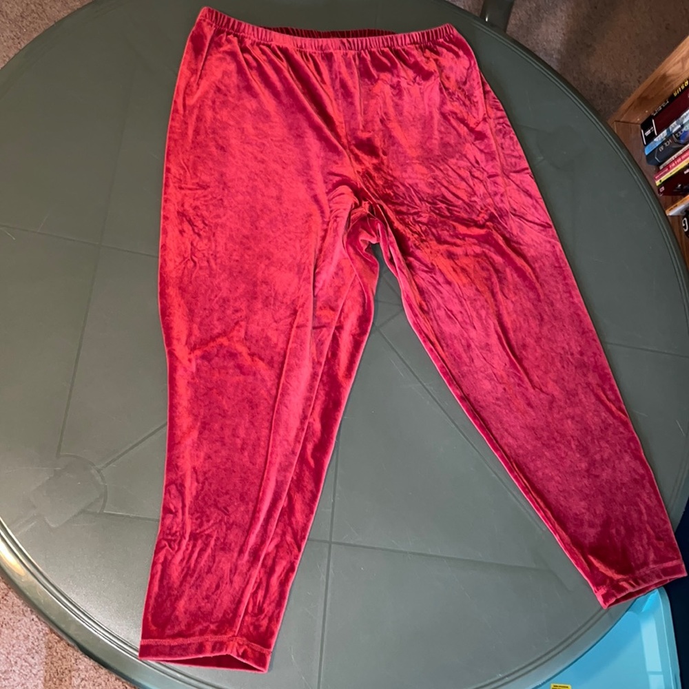 Super Soft Plush Plus Size Red Leggings